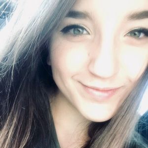 Meet your Posher, Kierstyn